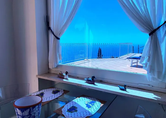 Daire Regina Di - Vista Faraglioni Capri