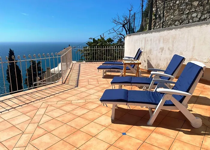 Daire Regina Di - Vista Faraglioni *