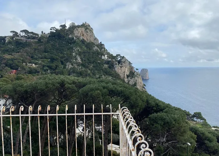 Daire Regina Di - Vista Faraglioni Capri