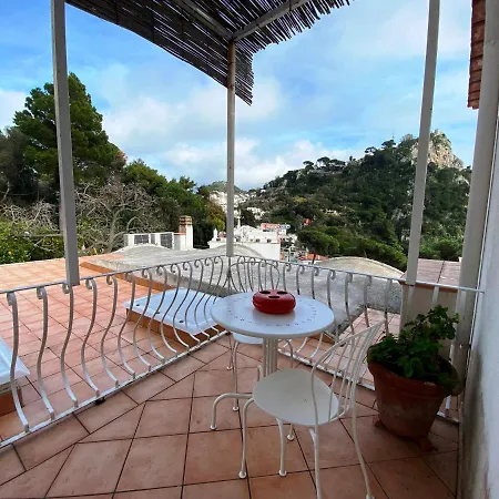 Regina Di - Vista Faraglioni Apartamento Capri