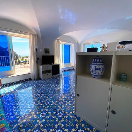 Regina Di - Vista Faraglioni Apartmán *