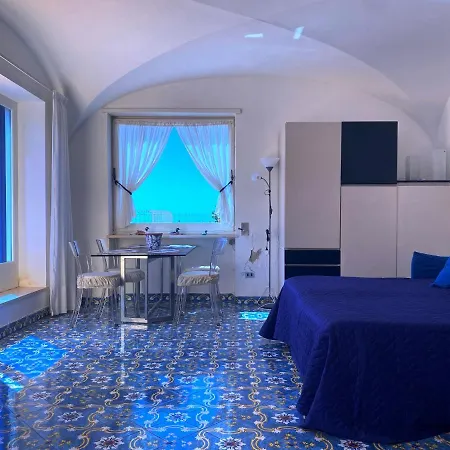 Regina Di - Vista Faraglioni דירה *